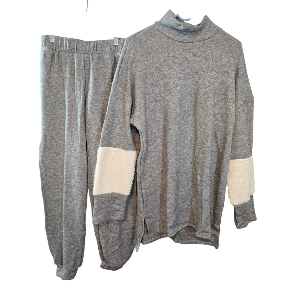 WIN WIN Gray Mock Neck Fuzzy Trim Sweatshirt Jogger Set Split Leg Women M/L
